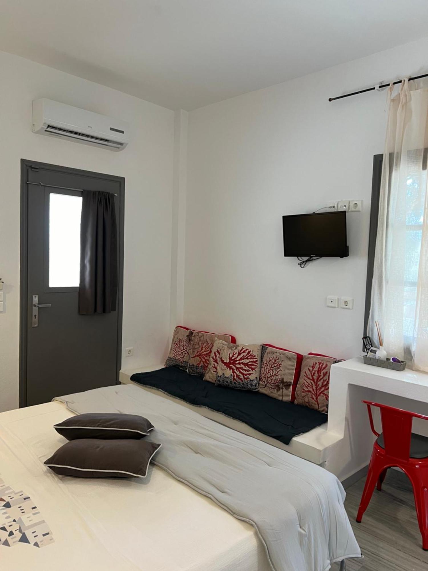 Rodi Apartments Парос Экстерьер фото